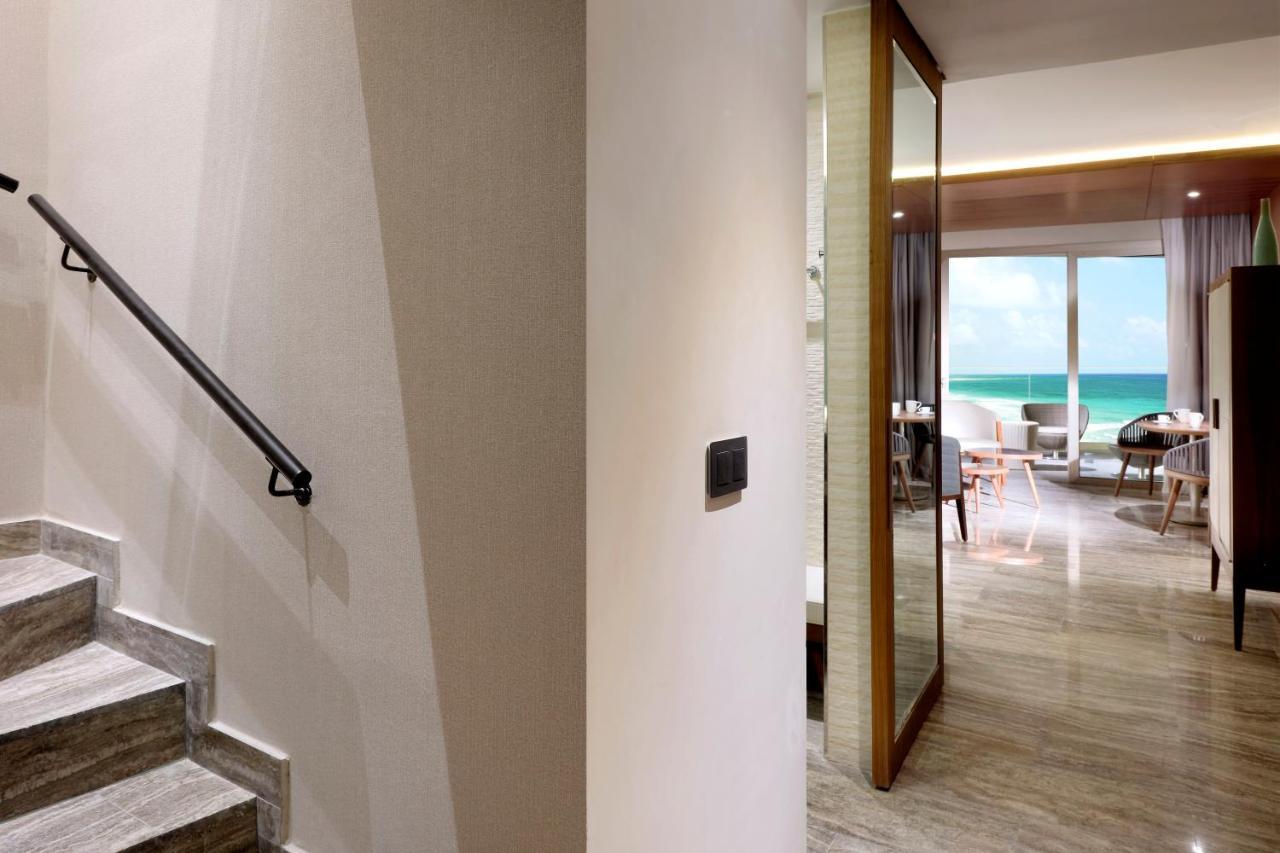 Family Selection At Grand Palladium Select Costa Mujeres Cancún Exteriör bild